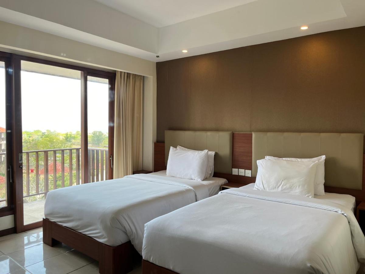 New Kuta Hotel อูลูวาตู ภายนอก รูปภาพ