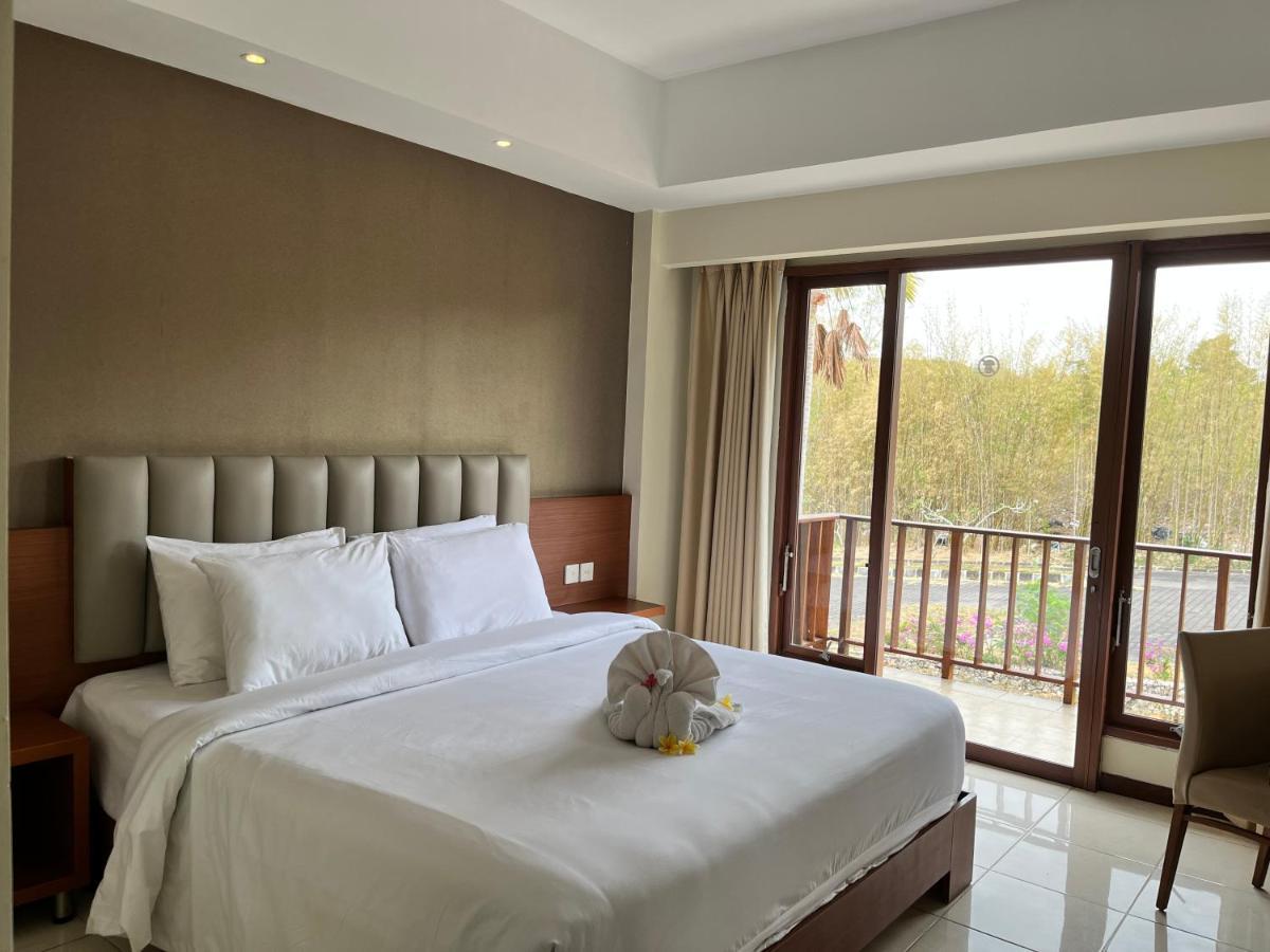 New Kuta Hotel อูลูวาตู ภายนอก รูปภาพ